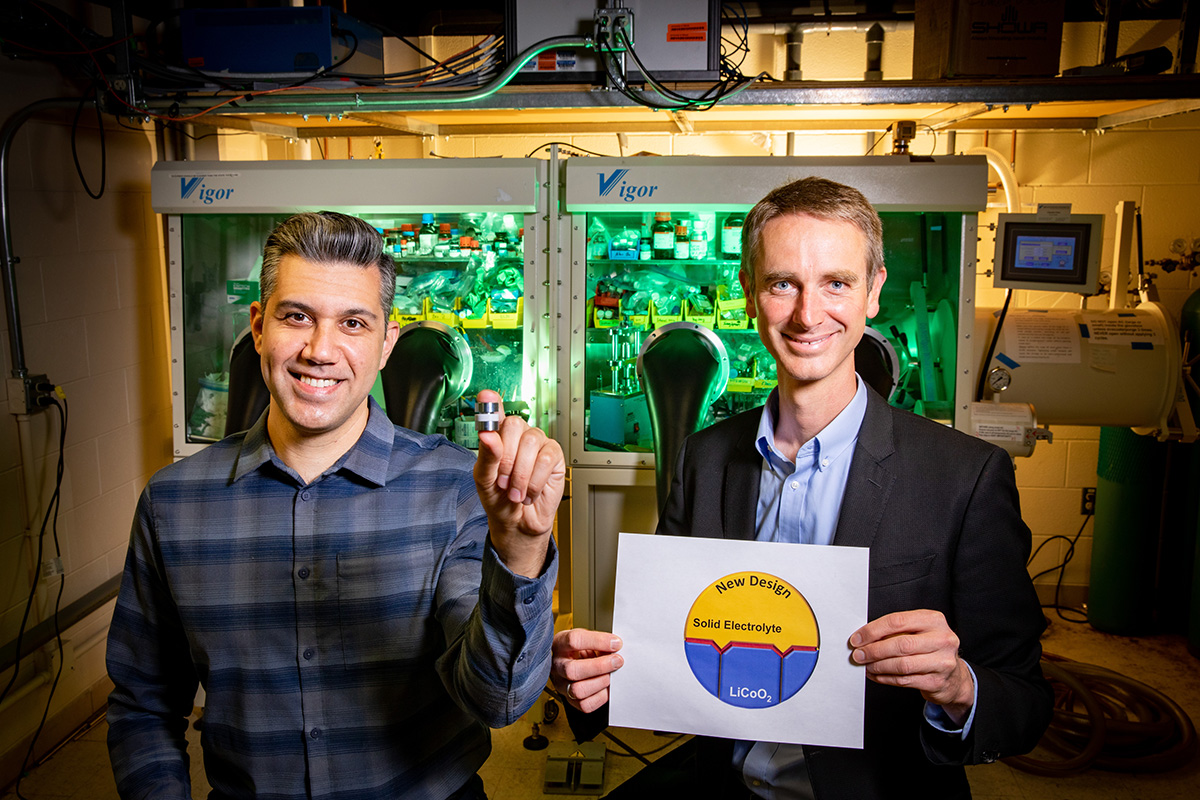 Materials science and engineering researchers Beniamin Zahiri, left, and Paul Braun.